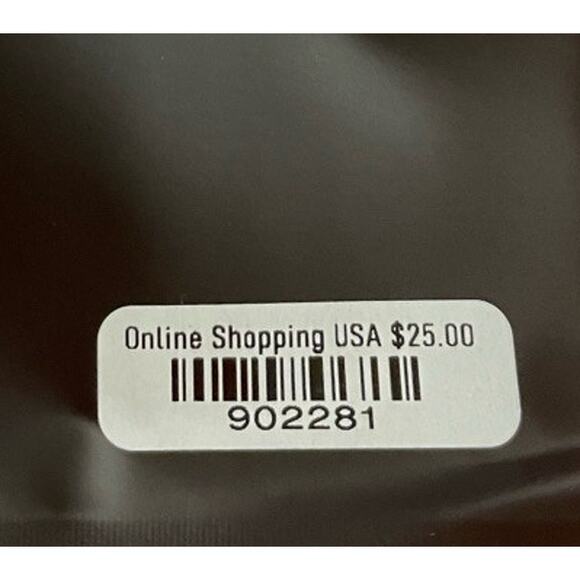 NEW Womens Red Synthetic Garnet Heart Stainless Steel Silver Dainty Ring Size 6 - Picture 3 of 3